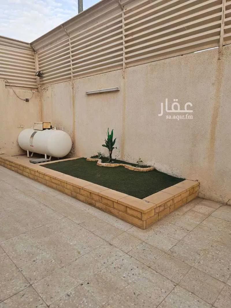 فيلا 14 غرف في الروابي 2