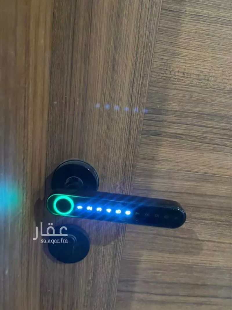 شقة 1 غرف في الملقا 16