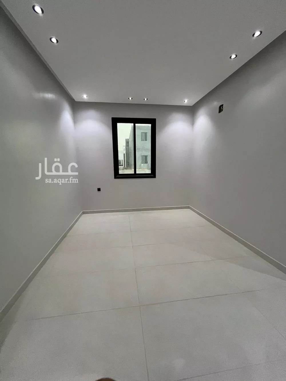 3 bedroom floor in Al Janadriyah 13