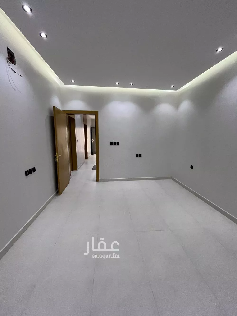 3 bedroom floor in Al Janadriyah 14