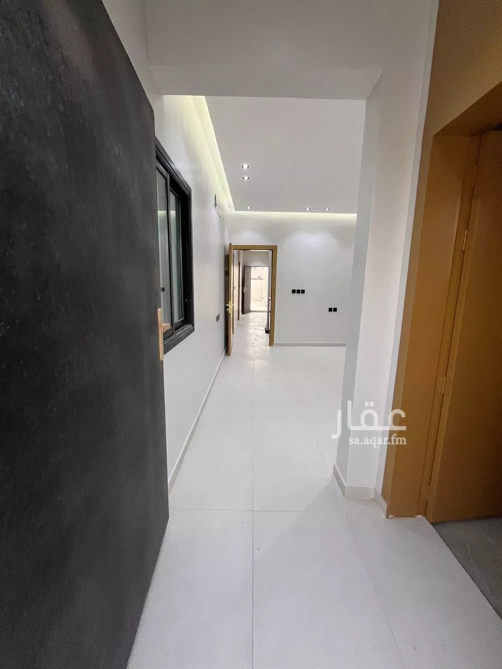 3 bedroom floor in Al Janadriyah 18