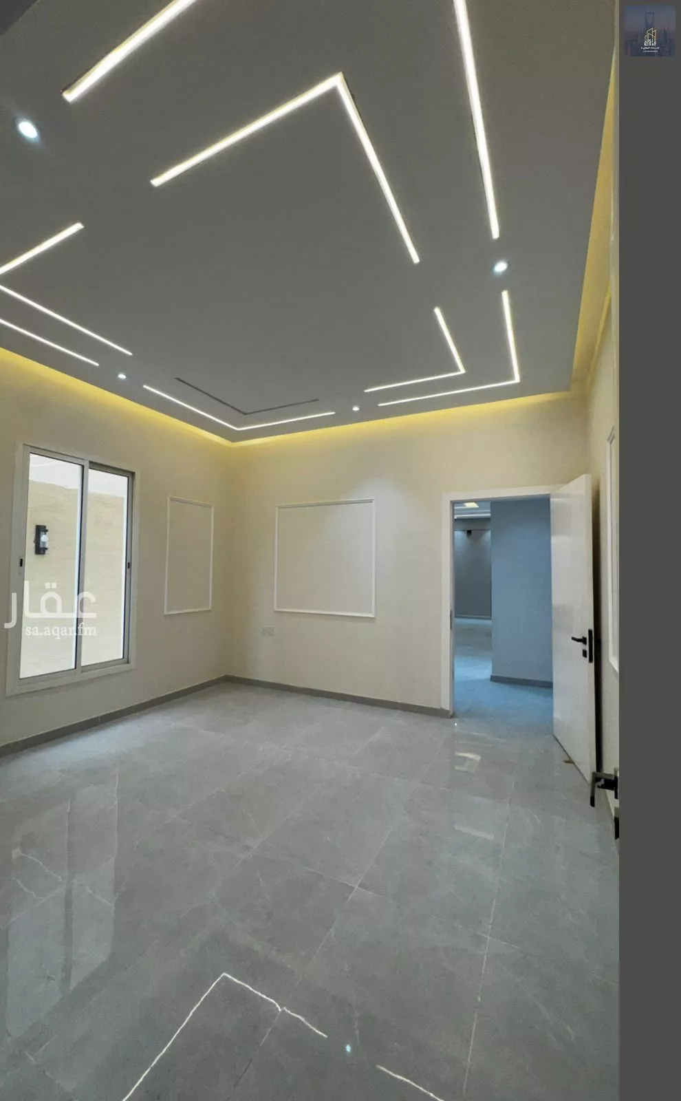5 bedroom floor in Al Janadriyah 3