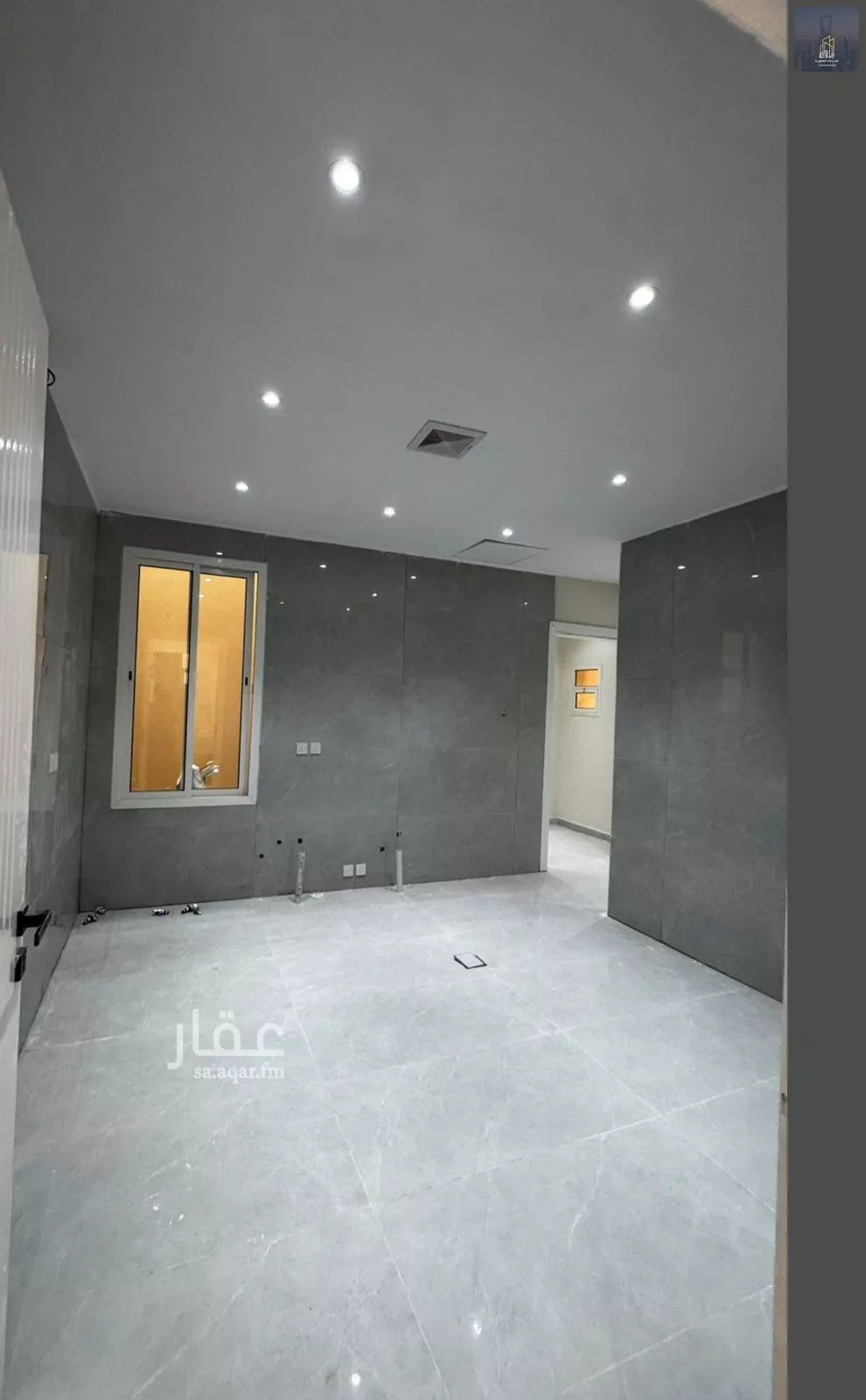 5 bedroom floor in Al Janadriyah 8