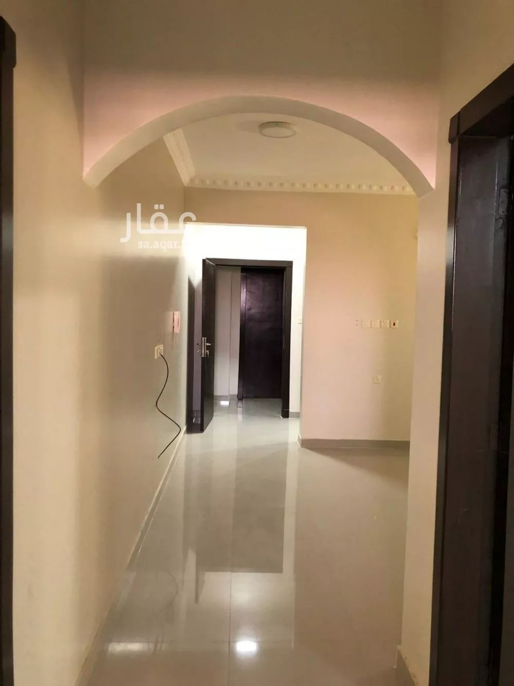 3 bedroom floor in Dhahrat Laban 2