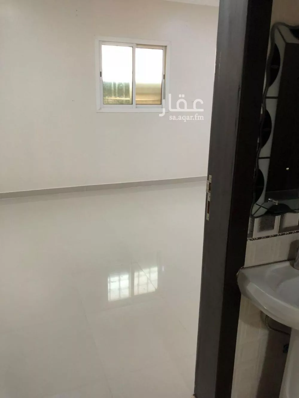 3 bedroom floor in Dhahrat Laban 9