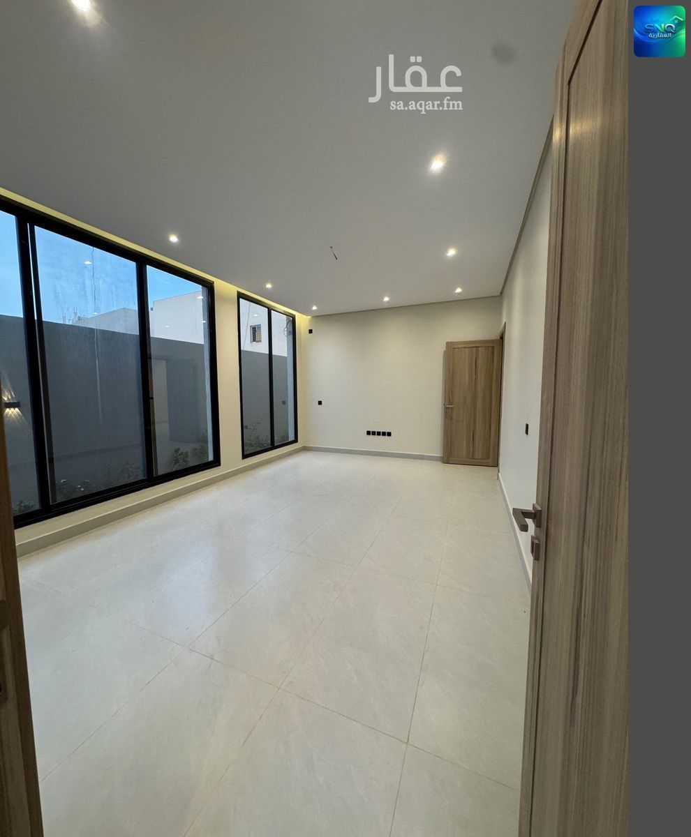 4 bedroom villa in Dahiat King Fahd, Eastern Province 9