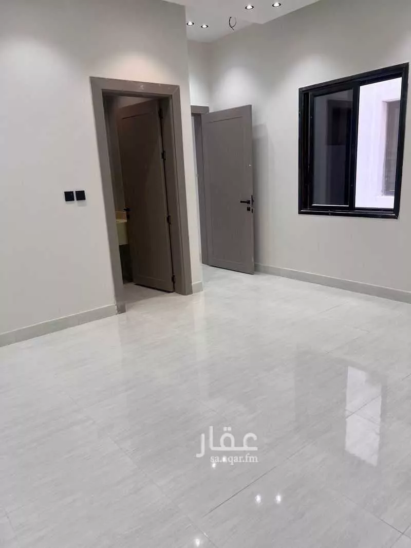 5 bedroom apartment in As Sawari 18