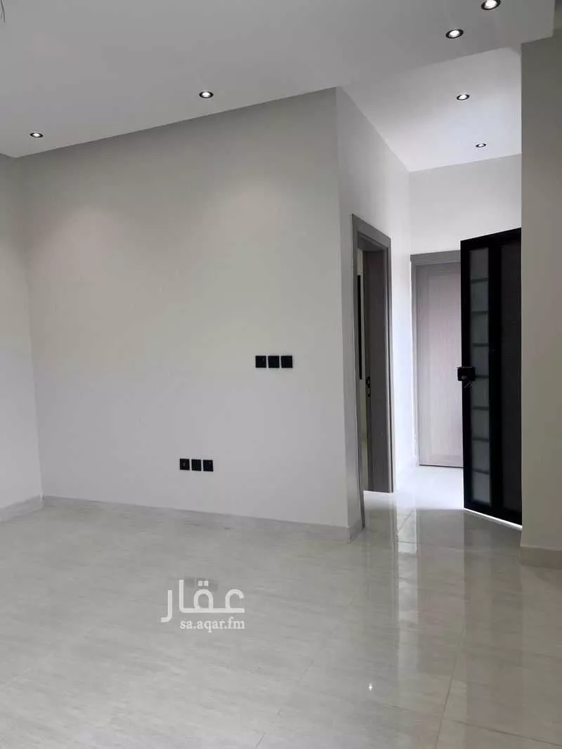 5 bedroom apartment in As Sawari 6