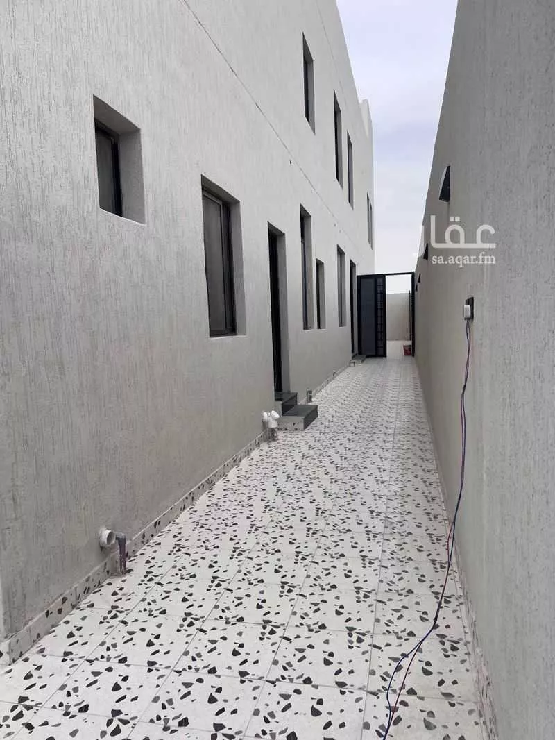 5 bedroom apartment in As Sawari 7