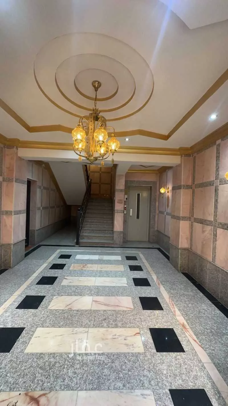 5 bedroom apartment in Al Marwa 6