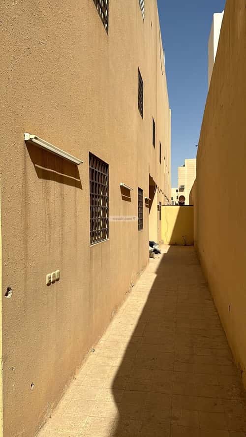 4 bedroom apartment in Ishbiliyah 8