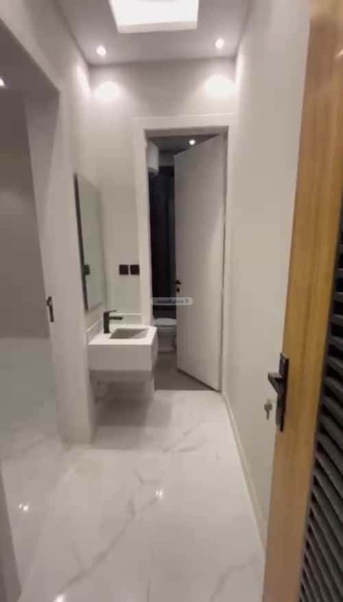 4 bedroom villa in As Saadah, Riyadh 8