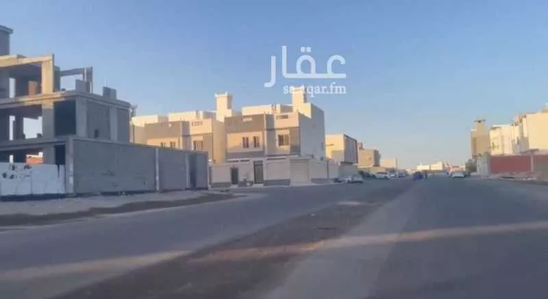 900 sqm land in Jeddah 3