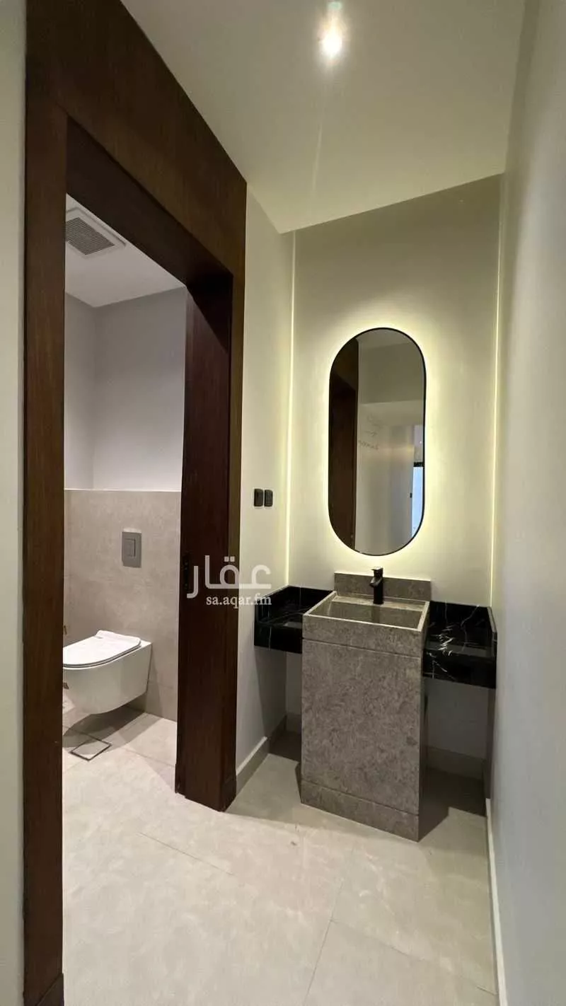 فيلا 5 غرف في العارض 18