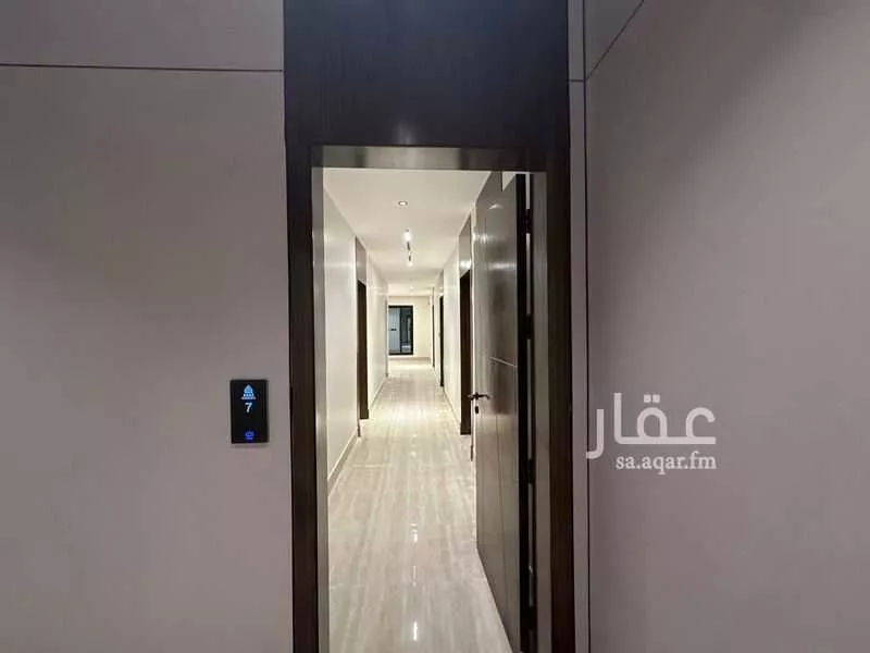 شقة 8 غرف في الندى 4