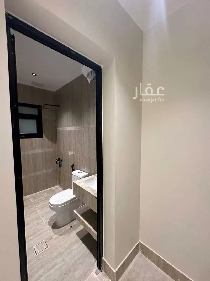 شقة 8 غرف في الندى 8