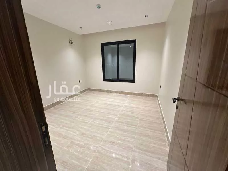 شقة 8 غرف في الندى 5