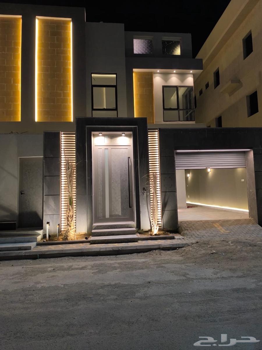 فيلا  في الصفوة 1