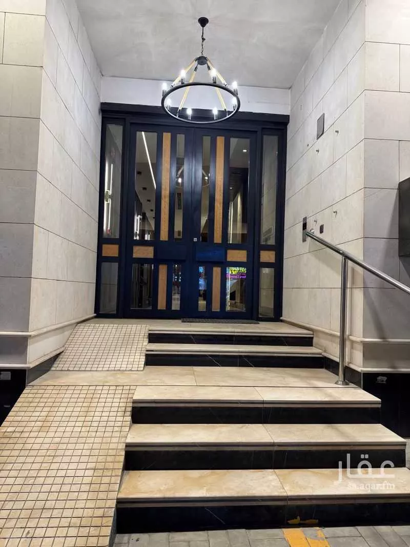 3 bedroom apartment in Al Malqa 5