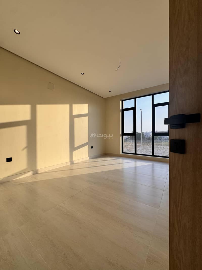 5 bedroom villa in East Beach, Eastern Province 9