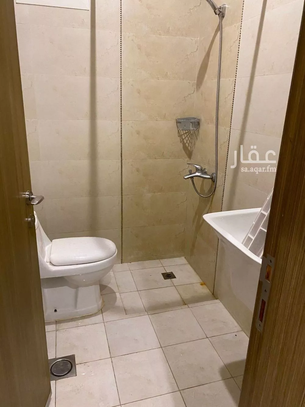3 bedroom floor in Al Yasmin 4