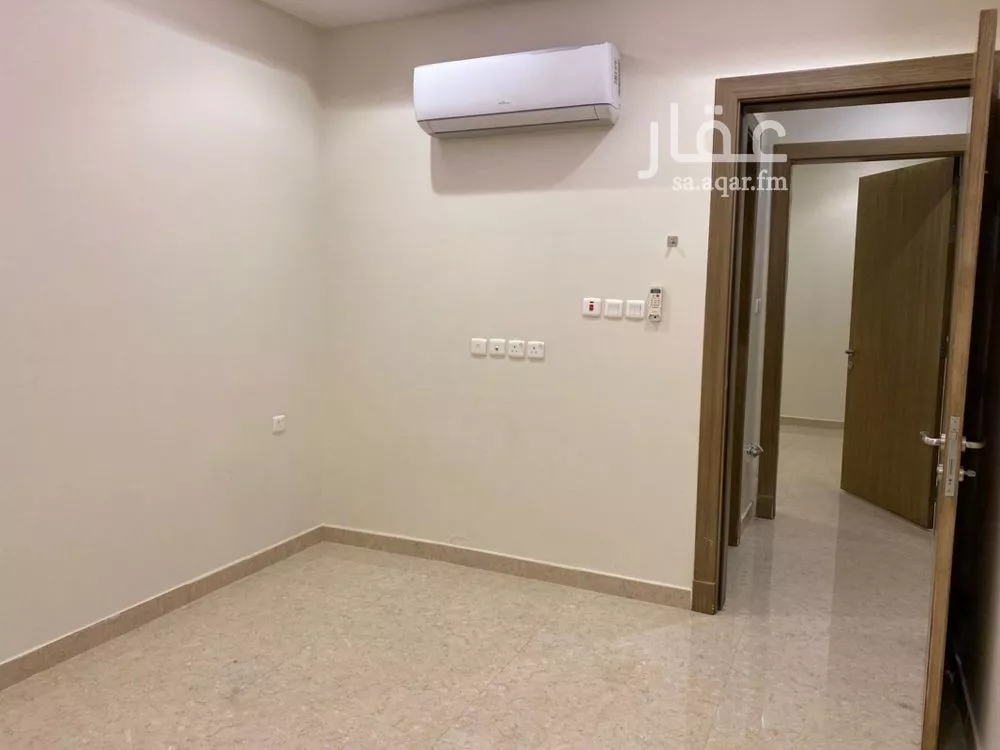 3 bedroom floor in Al Yasmin 6