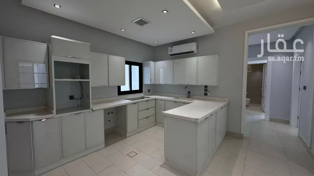 2 bedroom floor in Al Malqa 4