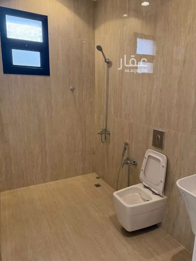 4 bedroom villa in Al Mahdiyyah 22