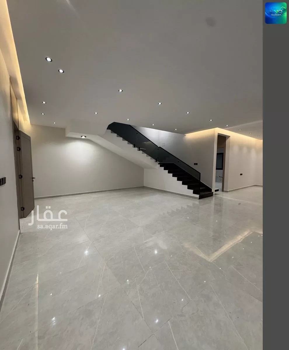 7 bedroom villa in Dahiat King Fahd 3