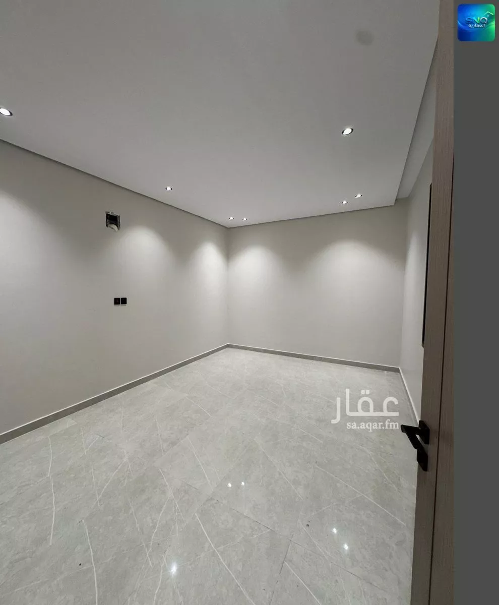 7 bedroom villa in Dahiat King Fahd 25