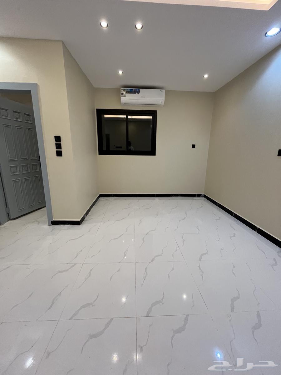 فيلا 5 غرف في المهدية 3