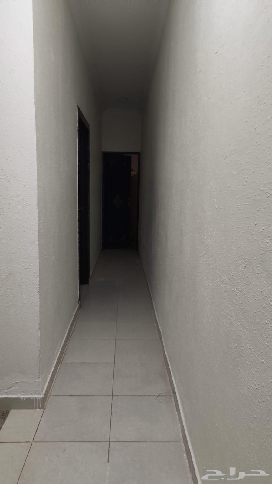 شقة 3 غرف في النظيم 4