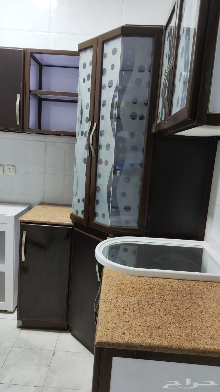 شقة 3 غرف في النظيم 5