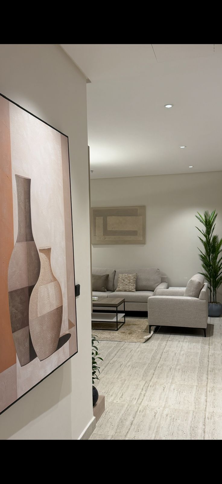 3 bedroom apartment in Irqah 8