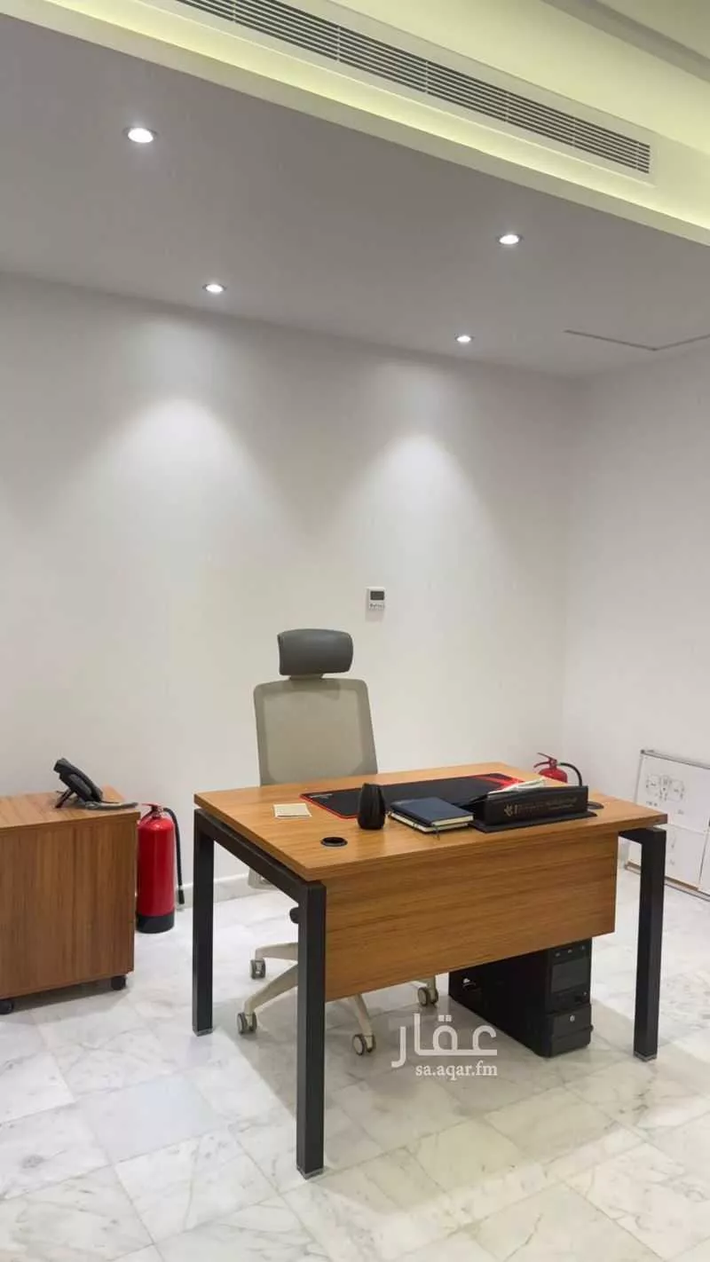 office in Al Shiraa, Jeddah 5