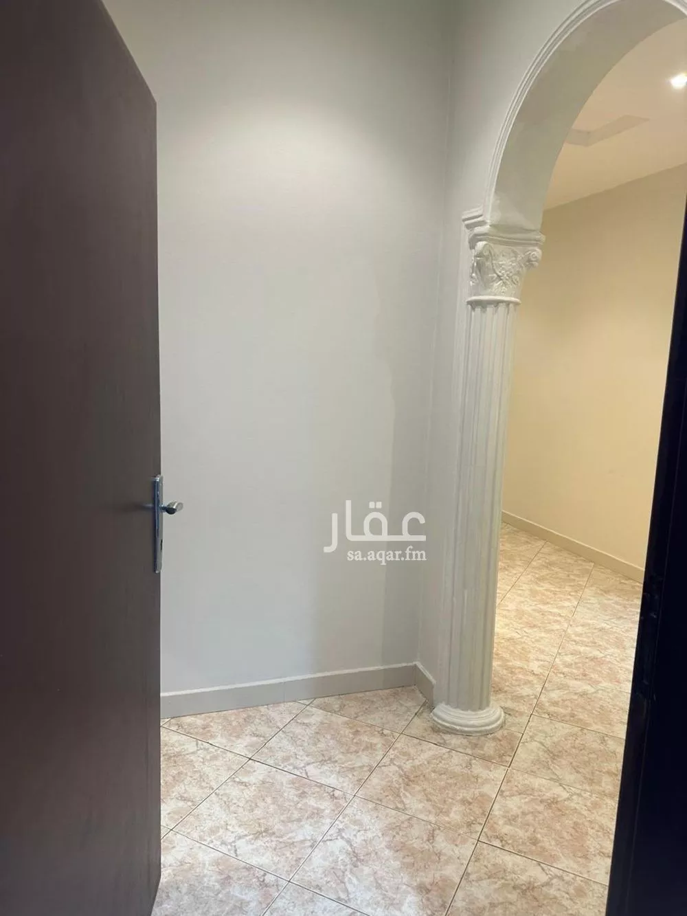 3 bedroom floor in Al Rawdah 3