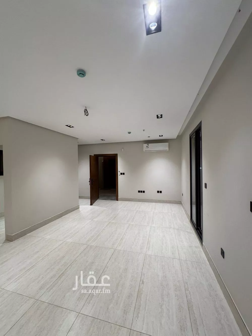 شقة 3 غرف في العارض 16