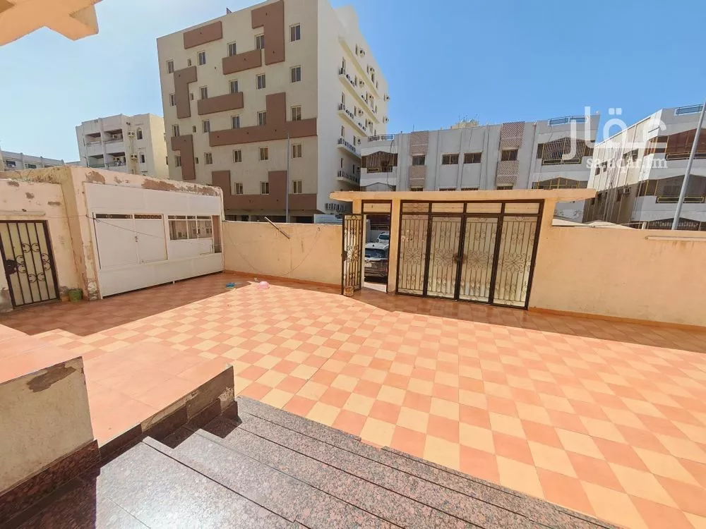 2 bedroom apartment in Mishrifah 11
