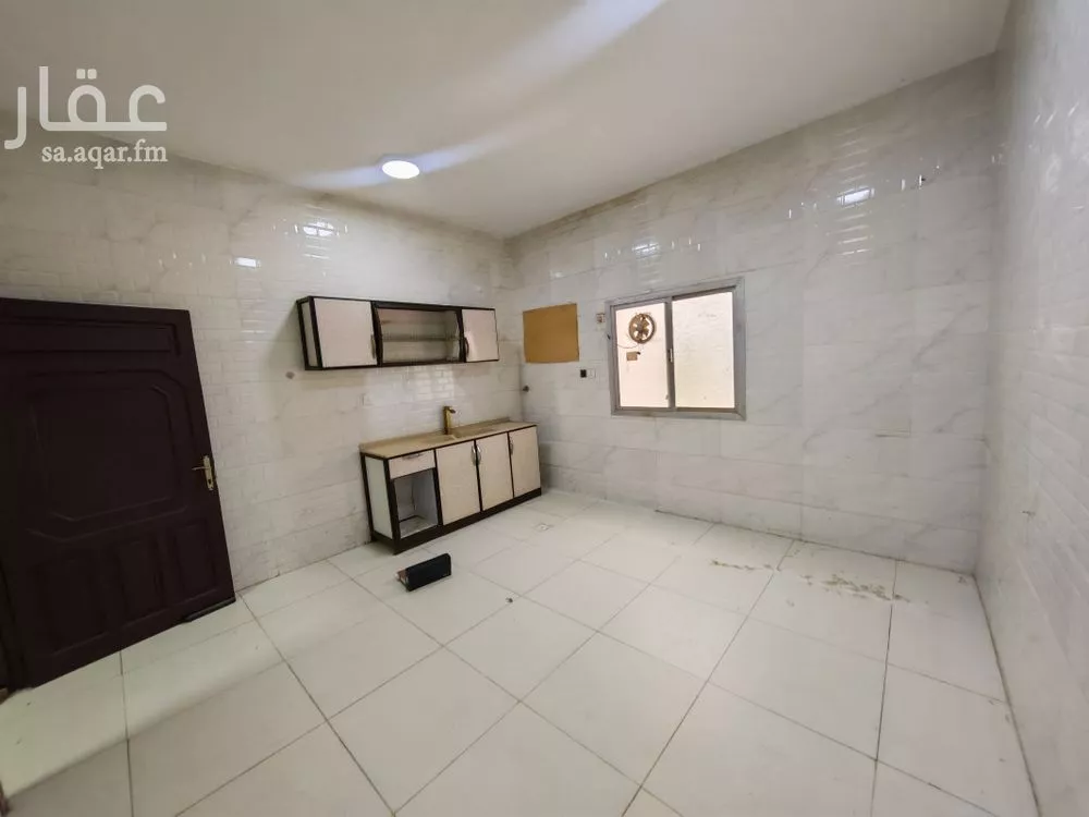 2 bedroom apartment in Mishrifah 6