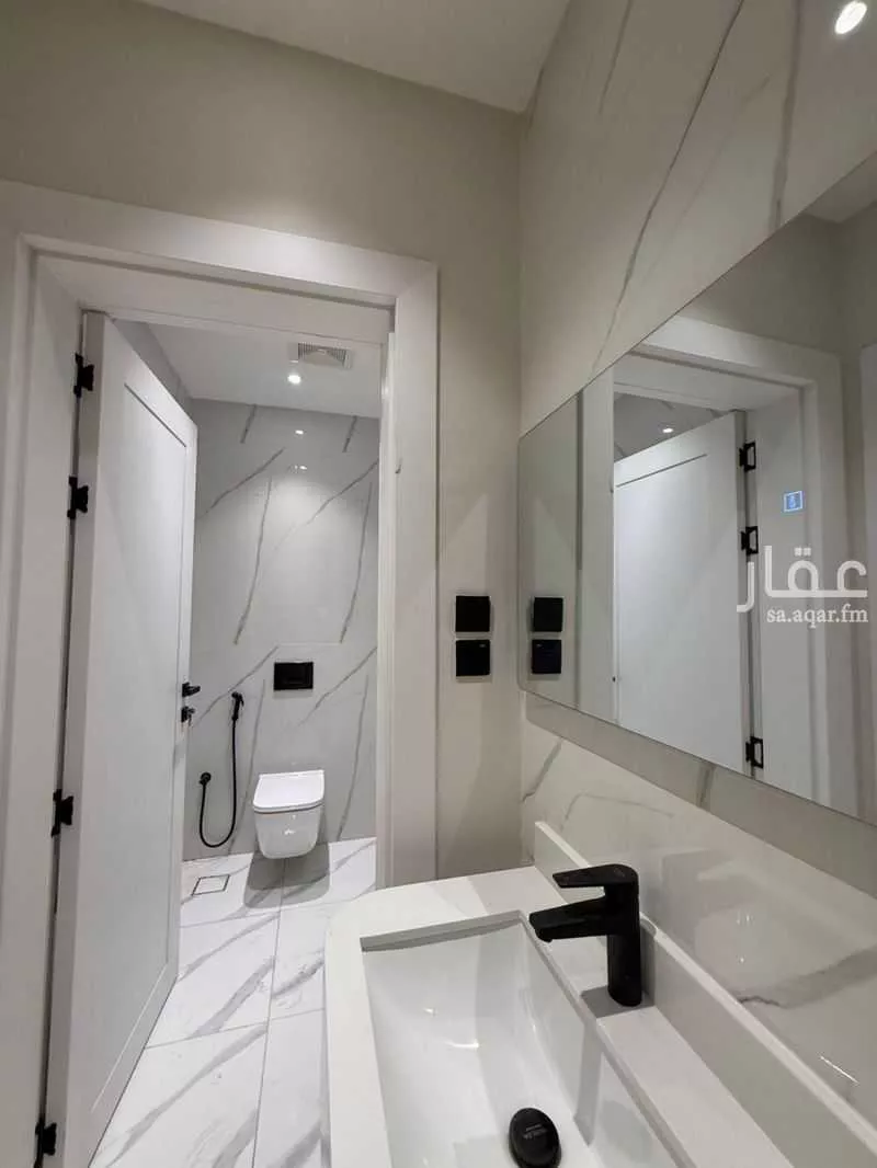 شقة 5 غرف في الواحة 1