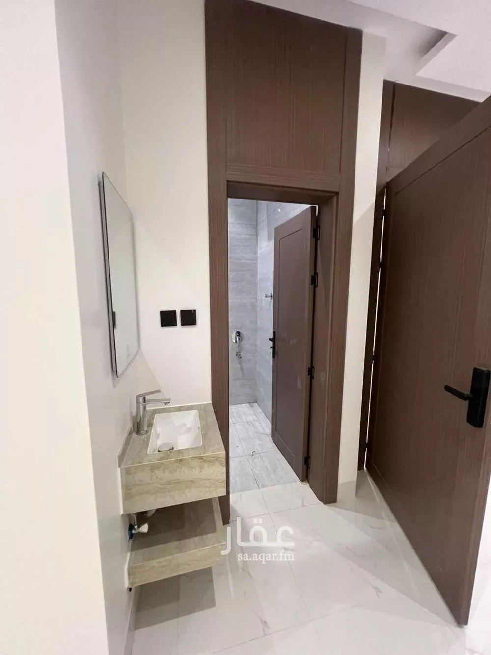 شقة 3 غرف في المهدية 5