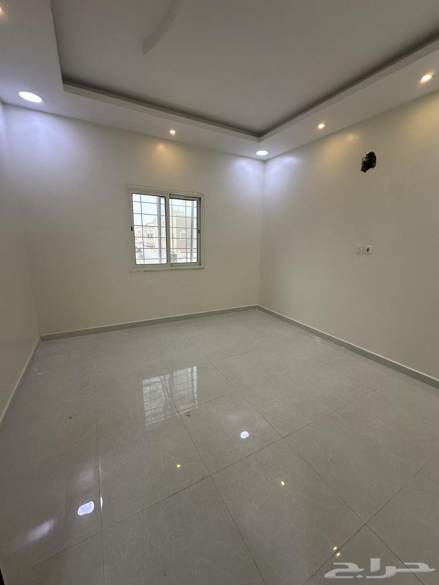 6 bedroom villa in Dahiat King Fahd, Eastern Province 8