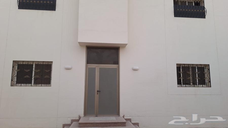 5 bedroom villa in Al Buhairah, Eastern Province 2