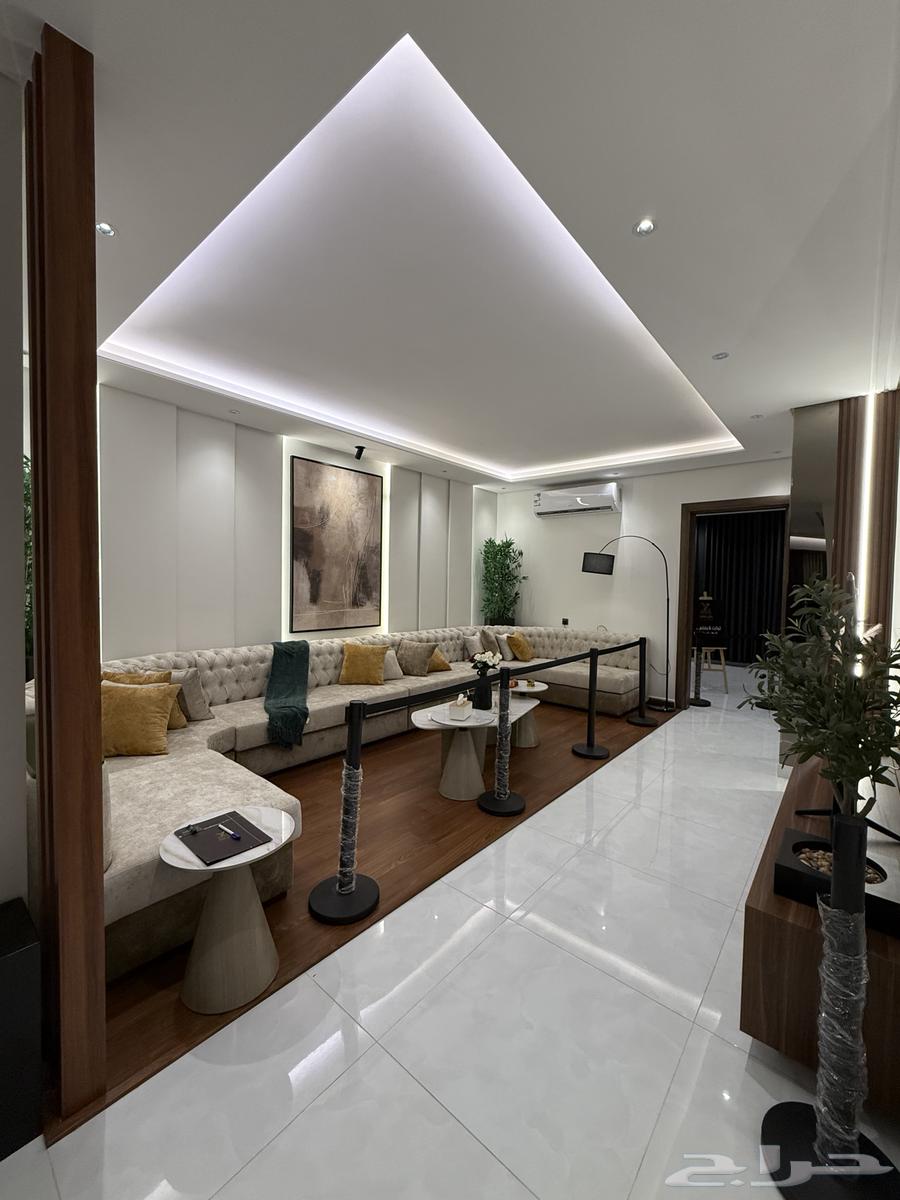 5 bedroom apartment in Wali Al Ahd 3
