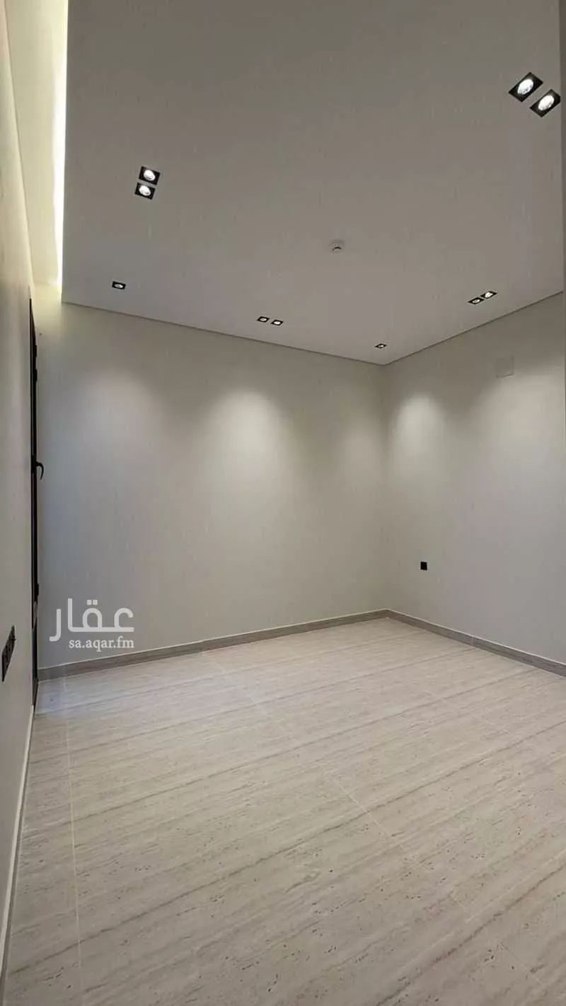 4 bedroom apartment in Okaz, Riyadh 14