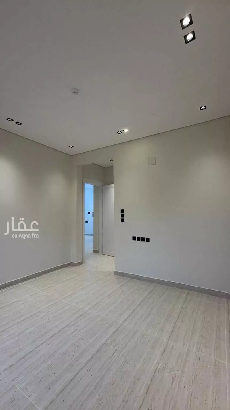 4 bedroom apartment in Okaz, Riyadh 4
