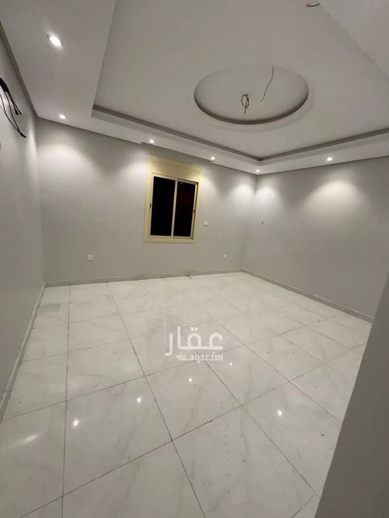 فيلا 6 غرف في الصوارى 18