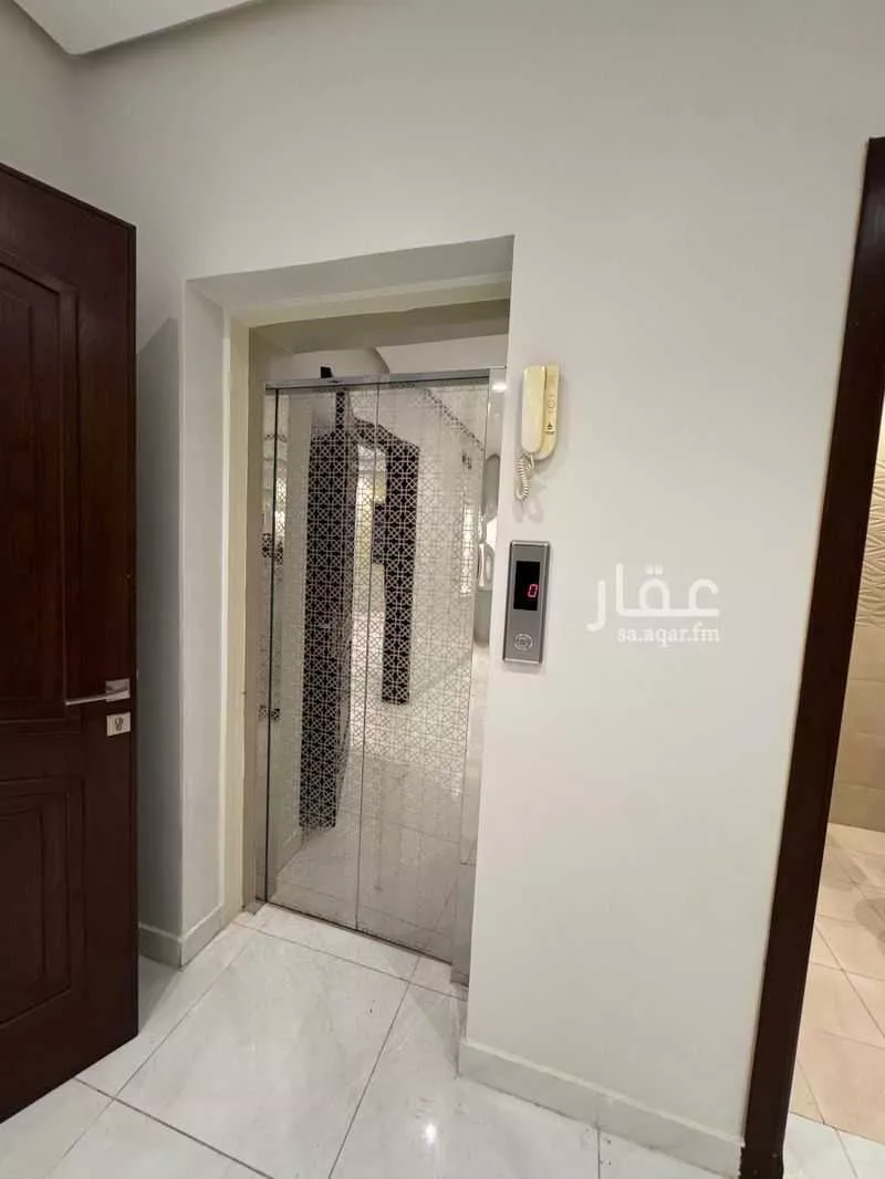 فيلا 6 غرف في الصوارى 8