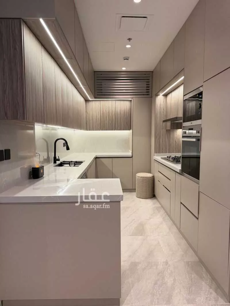3 bedroom apartment in Umm Al Hamam Al Gharbi 3