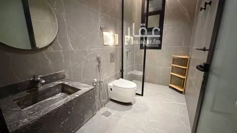 شقة 2 غرف في الملقا 11